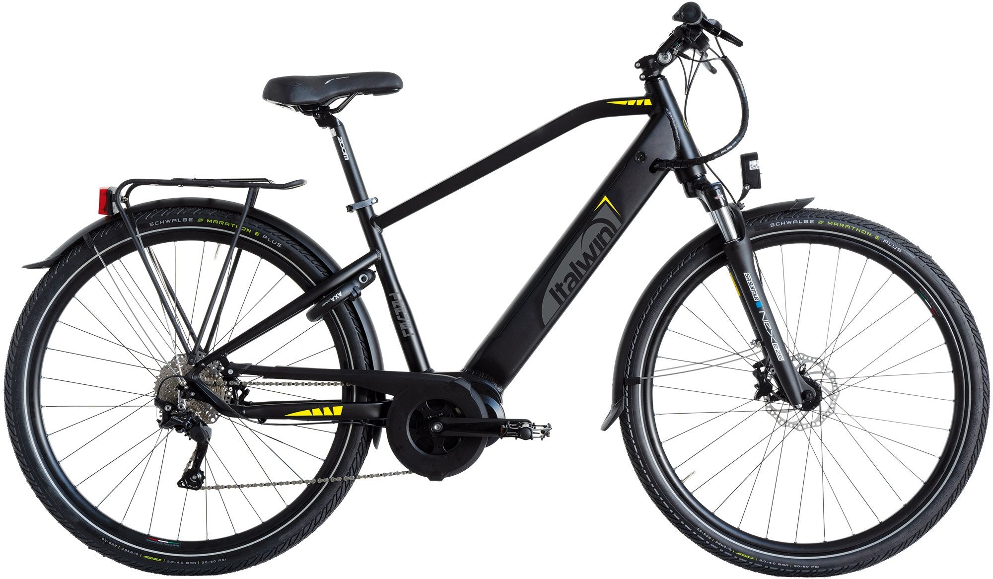 TRAVEL MAN 28″