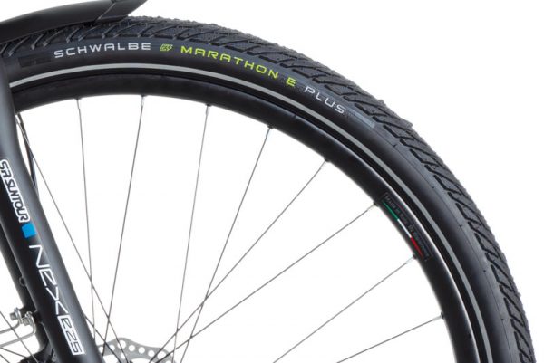 TRAVEL MAN 28″
